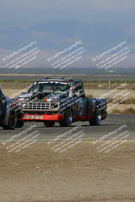 media/Sep-28-2025-24 Hours of Lemons (Sun) [[5dfe0e5f6e]]/9am (Star Mazda)/